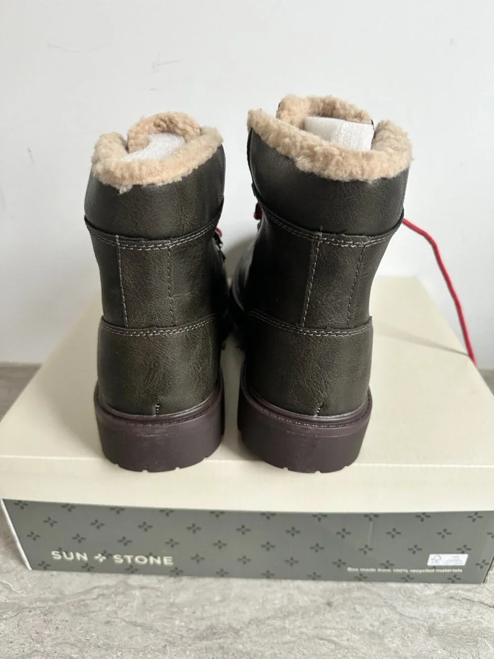 Sun Stone Glenn Olive Green Winter Hiking Boots Mens Sz 9 Faux Shearling Lining